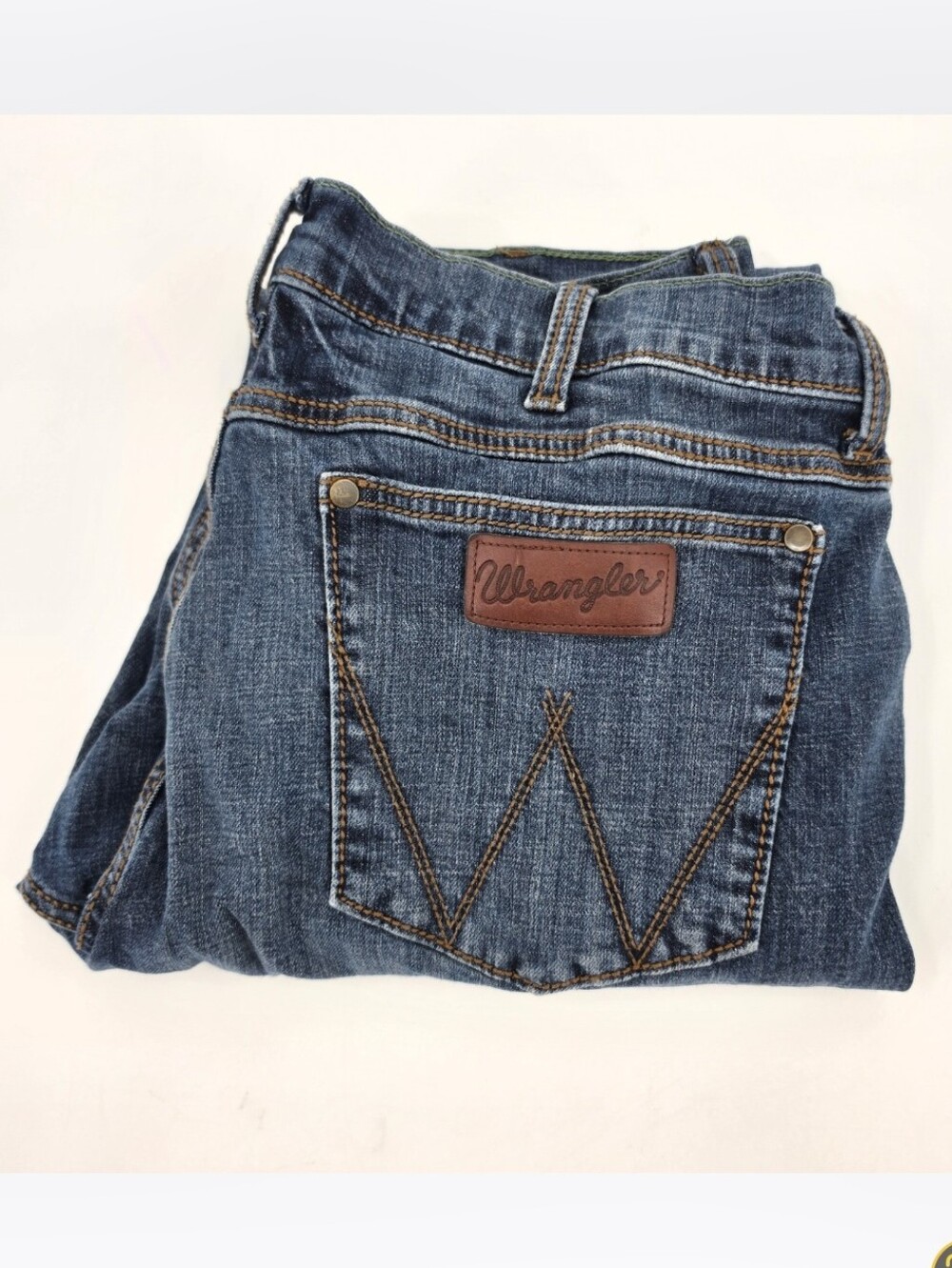 Wrangler Retro Slim Straight Jean Mens Size 36x30 Medium Wash Denim